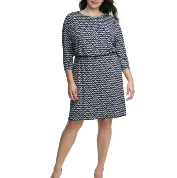 Jessica Howard Dresses & Skirts - Jessica Howard 3/4 Sleeve Navy Blue and Gold Chevron Print Dress size 20W